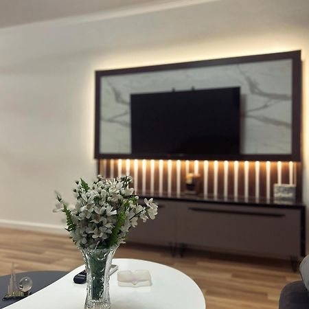 Art'S Apartment Τίρανα Εξωτερικό φωτογραφία
