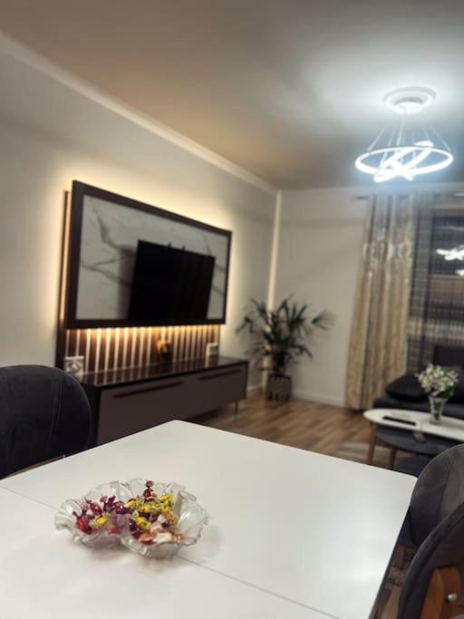 Art'S Apartment Τίρανα Εξωτερικό φωτογραφία