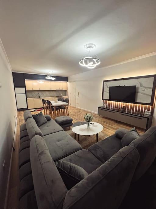 Art'S Apartment Τίρανα Εξωτερικό φωτογραφία