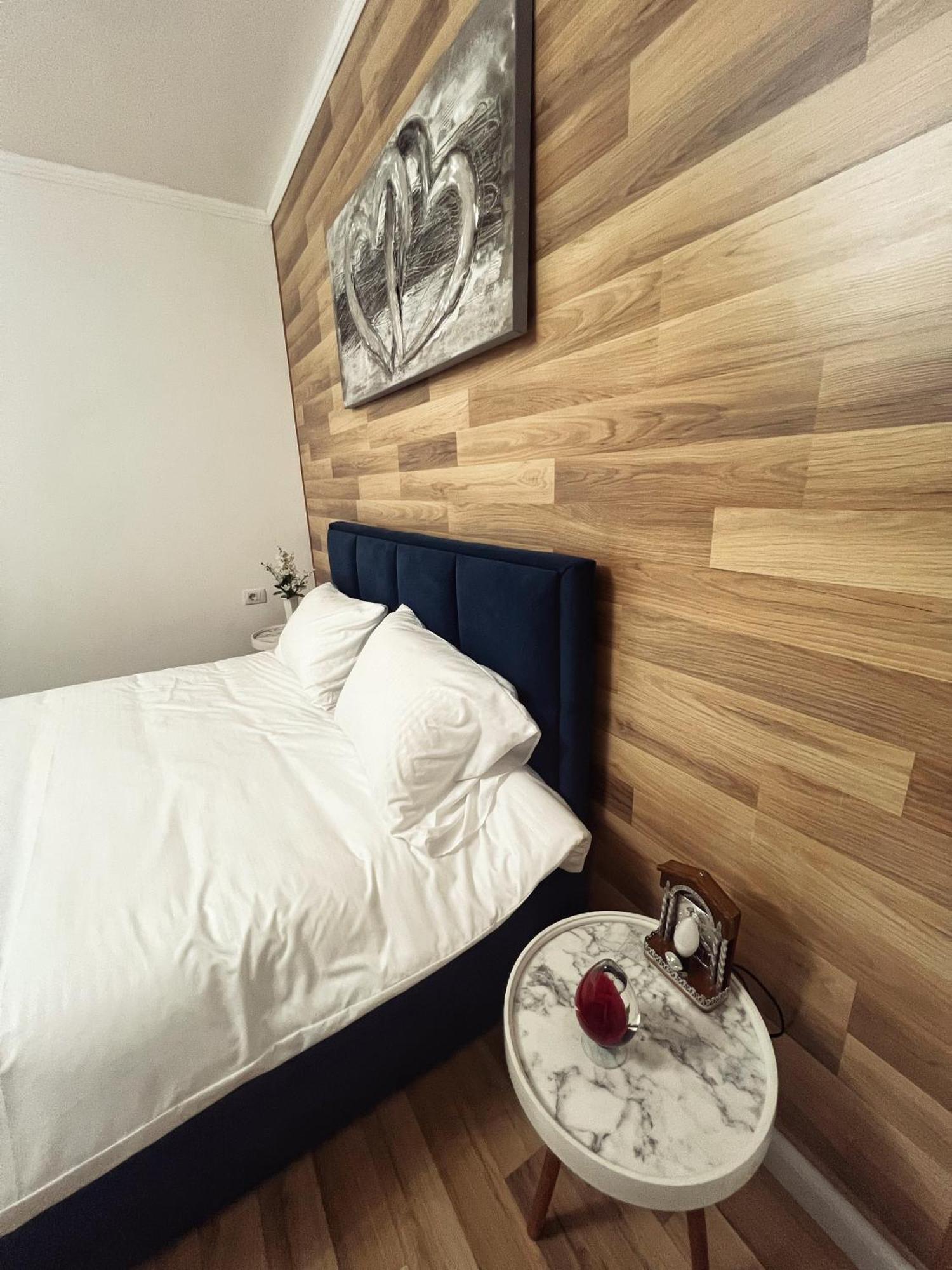 Art'S Apartment Τίρανα Εξωτερικό φωτογραφία
